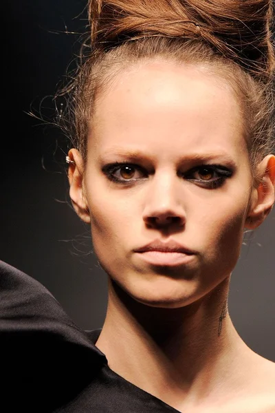 Look 2